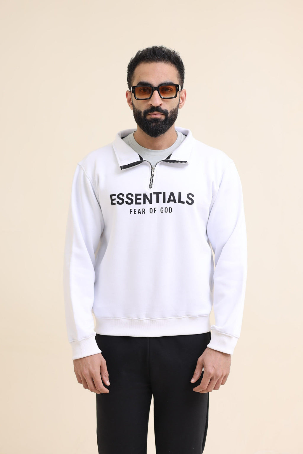 Essential Mock neck zipper - White