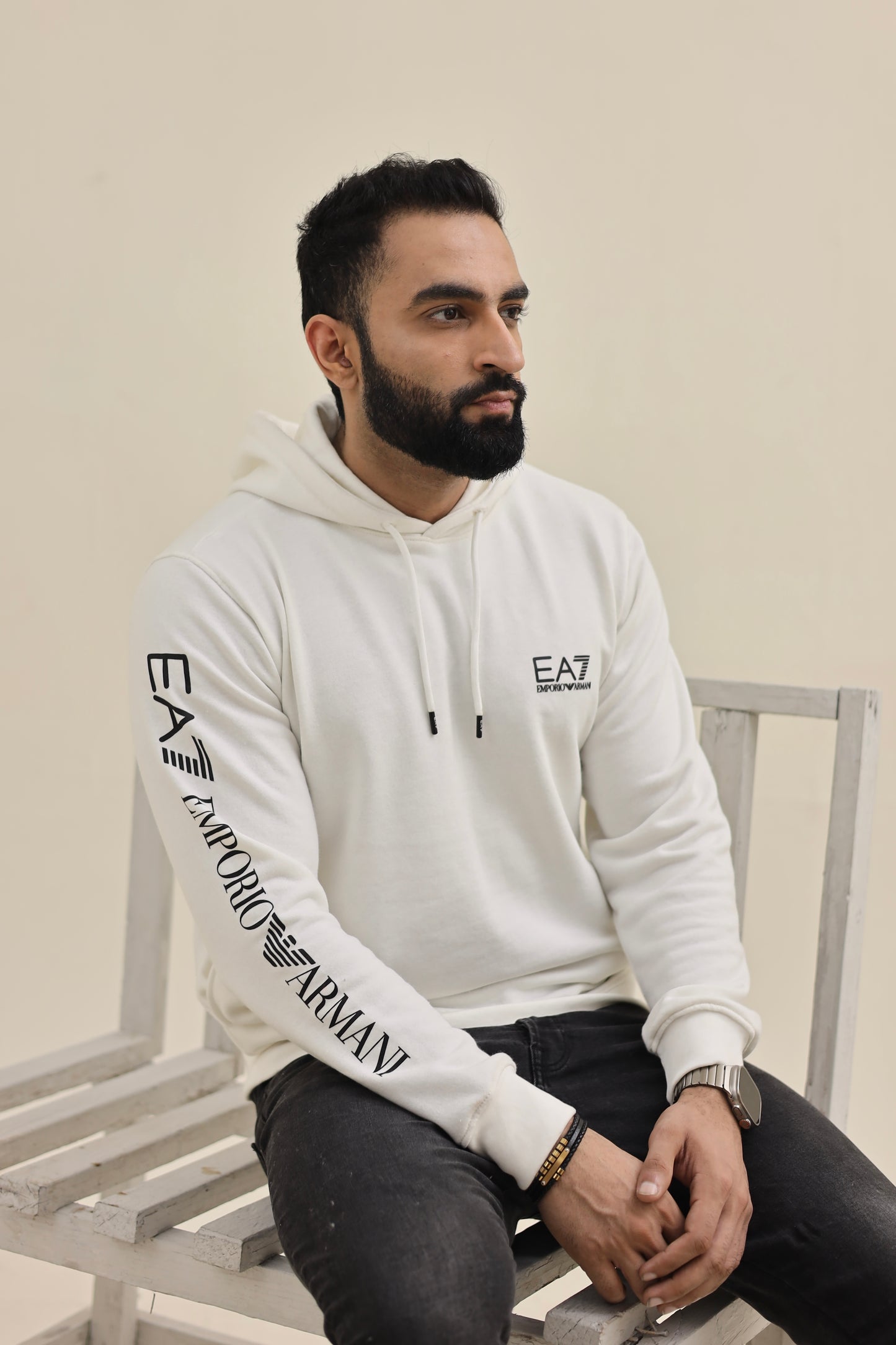 EA Hoodie - White