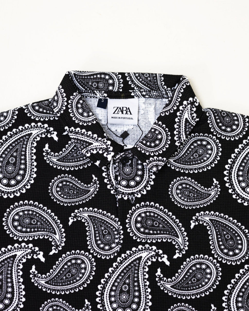 ZRA Waffle Textured Polo Shirt - Bandana Print Black
