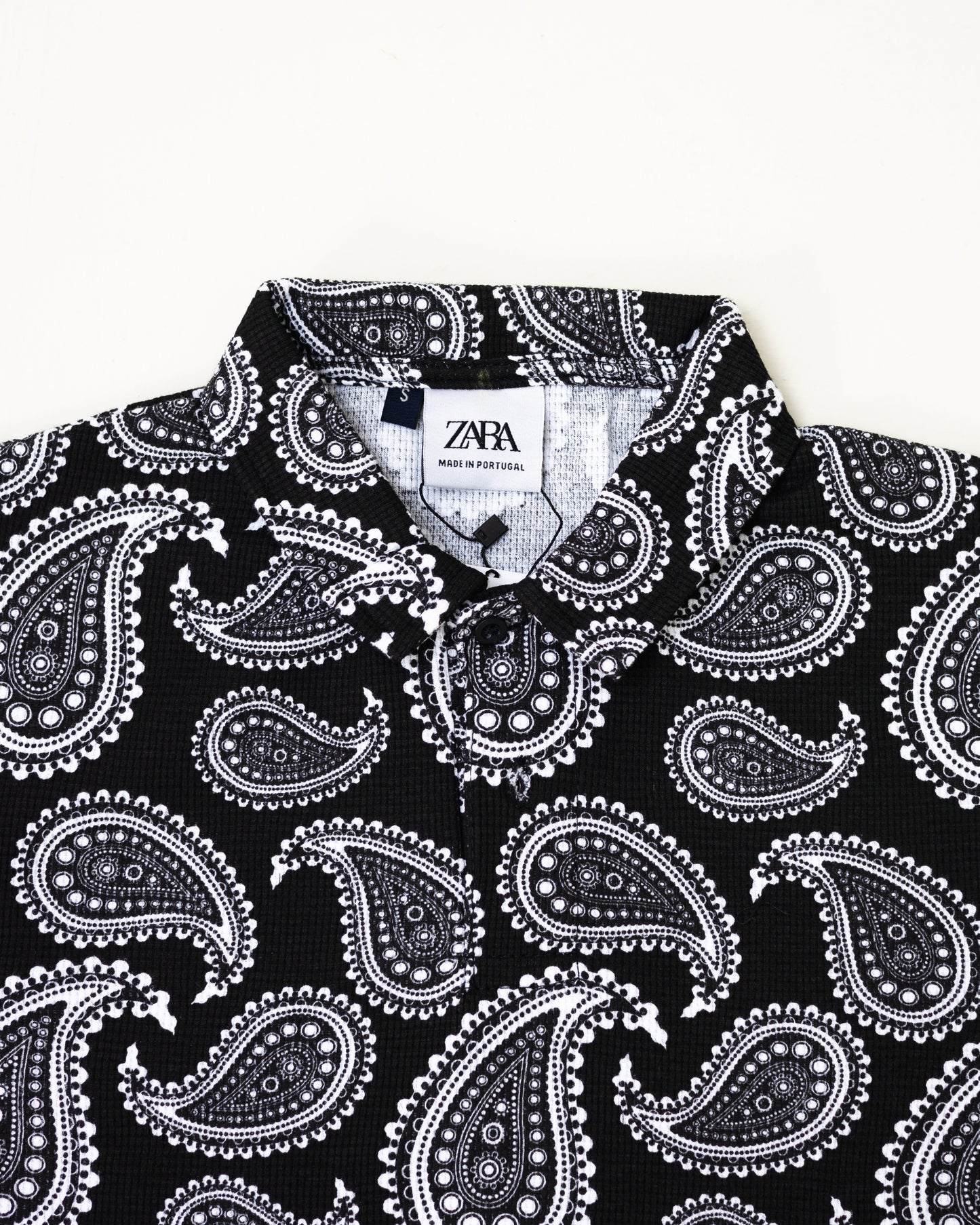 Waffle Textured Polo Shirt - Bandana Print Black